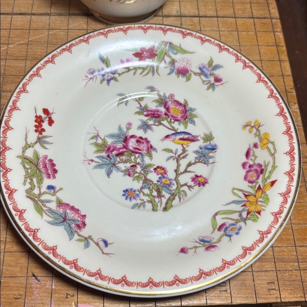 Old Ivory Syracuse 2 Cup 2 Saucers Bombay Pattern Exotic Floral Colorful Bird - Picture 9 of 17